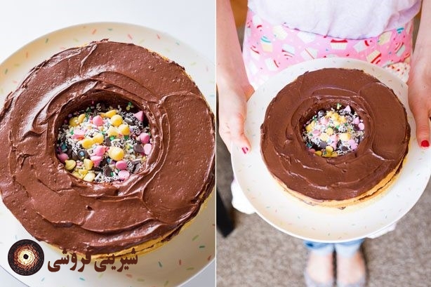 شکلات های رنگی وسط کیک پیناتا